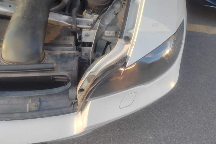 Used BMW X6 2014 xDrive35i Sport model Engine Bay Left