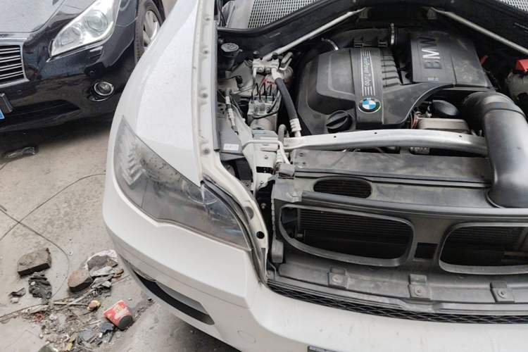 Used BMW X6  Engine Bay Right