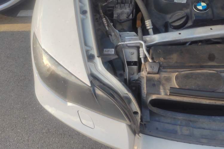 Used BMW X6 2014 xDrive35i Sport model Engine Bay Right