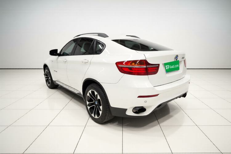Used BMW X6 2014 xDrive35i Sport model Exterior 3