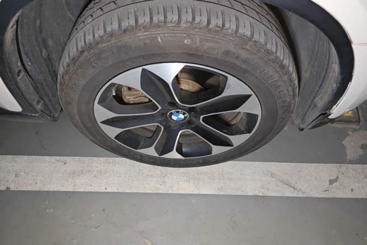 Used BMW X6 2014 xDrive35i Sport model Exterior 7