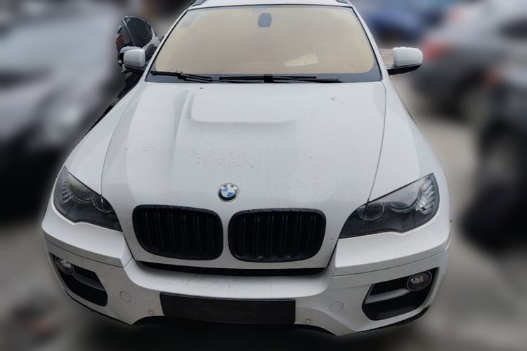 Used BMW X6  Front