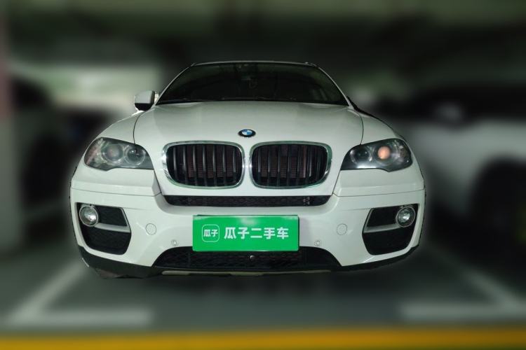 Used BMW X6  Front