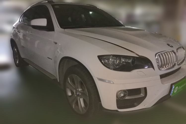Used BMW X6 2014 xDrive35i Sport model Front Right 45 Deg