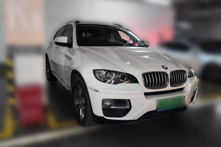 Used BMW X6 2014 xDrive35i Sport model Front Right 45 Deg