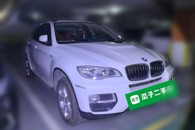 Used BMW X6 2014 xDrive35i five-seater Front Right 45 Deg