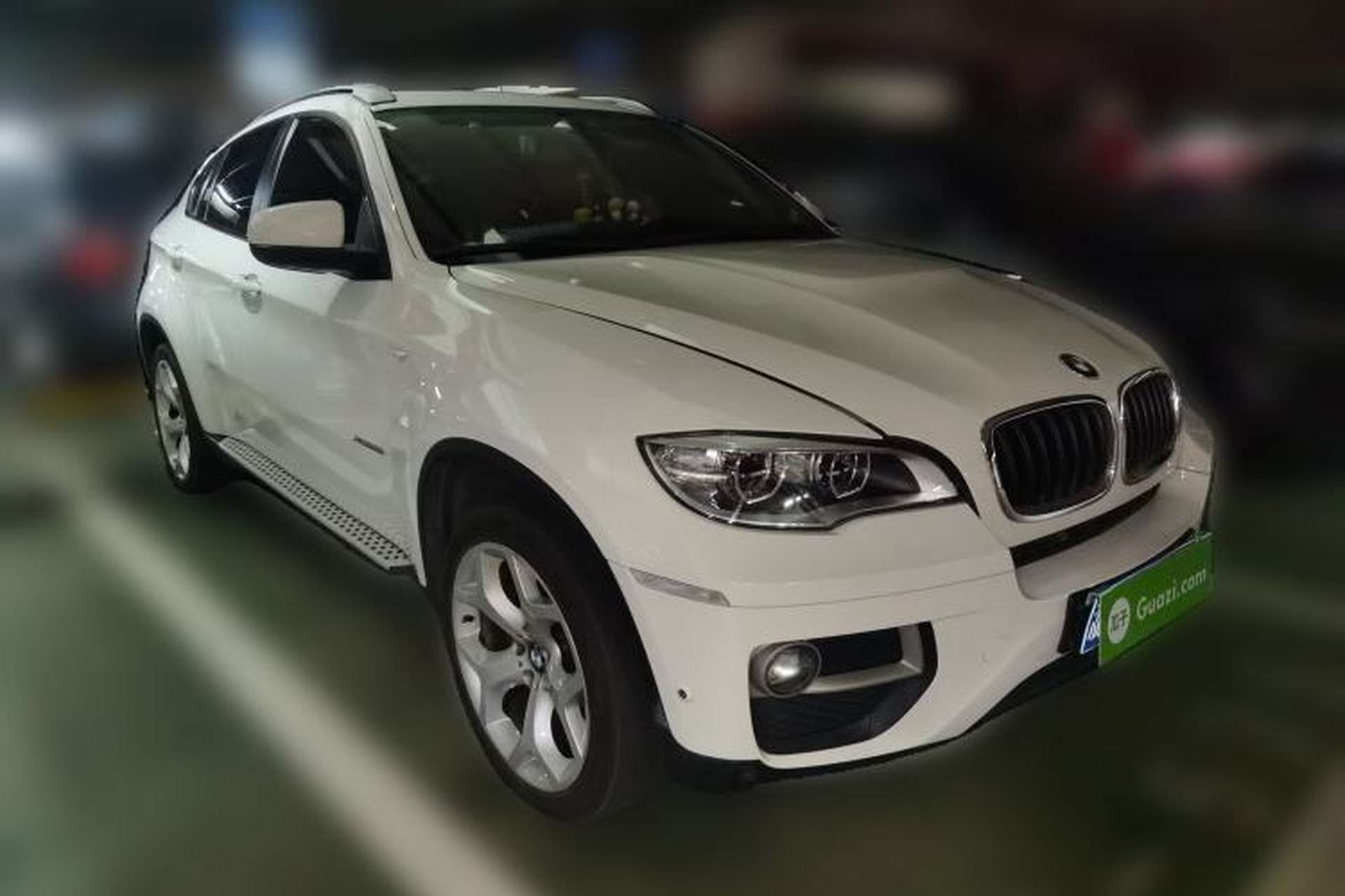Used BMW X6  Front Right 45 Deg