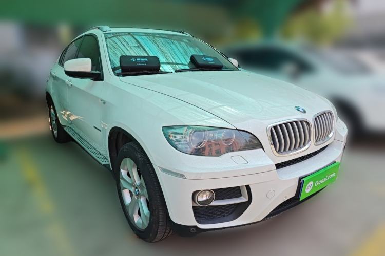 Used BMW X6 2014 xDrive35i Sport model Front Right 45 Deg