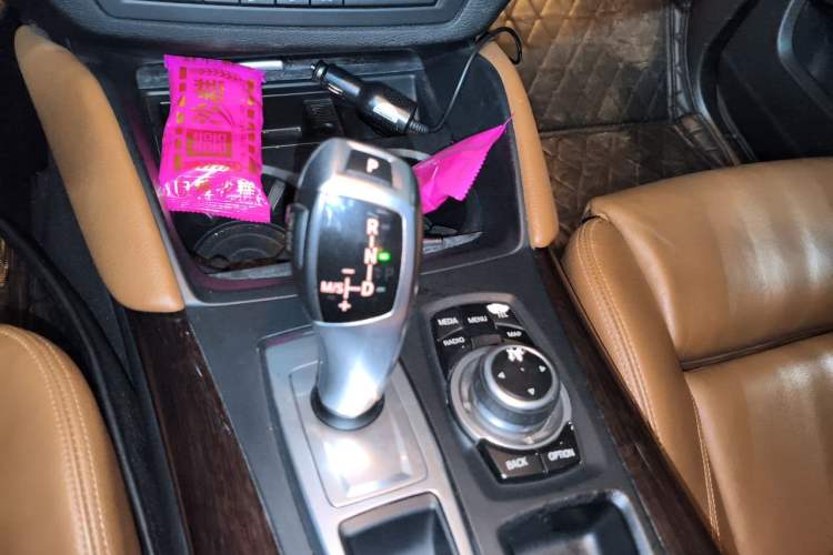 Used BMW X6 2014 xDrive35i Sport model Gear Lever