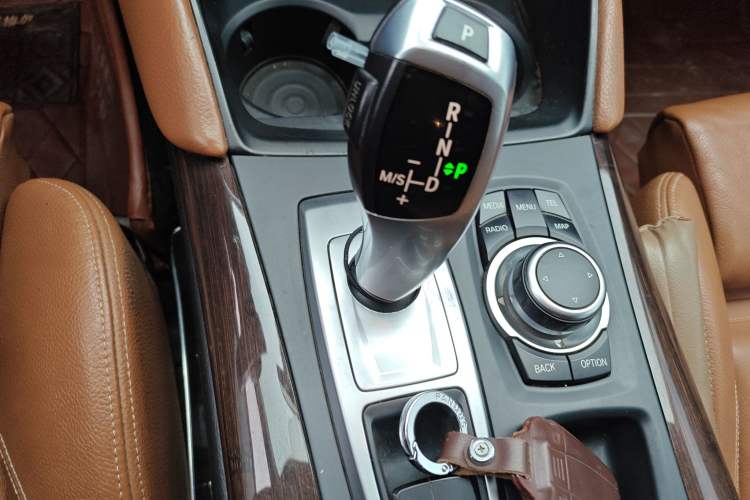 Used BMW X6 2014 xDrive35i Sport model Gear Lever