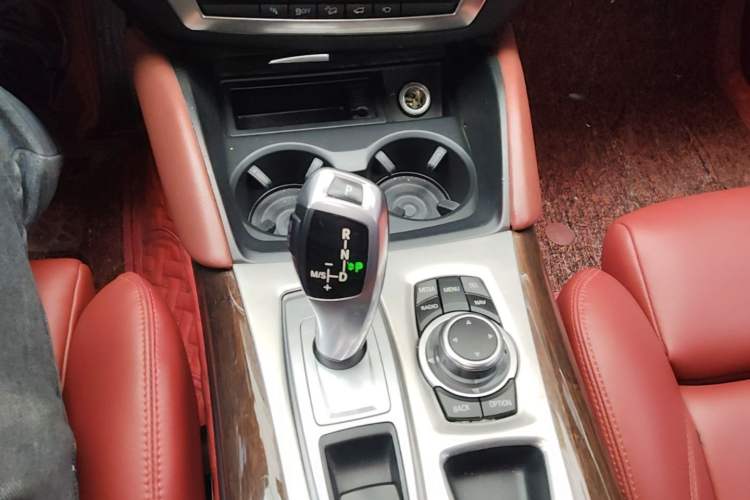 Used BMW X6  Gear Lever