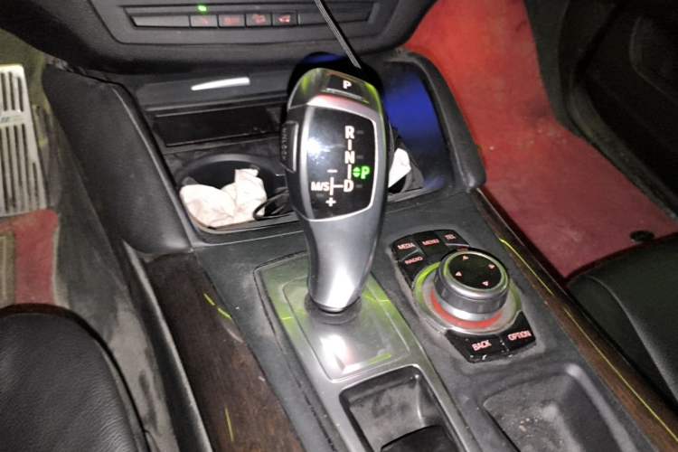 Used BMW X6 2014 xDrive35i Sport model Gear Lever