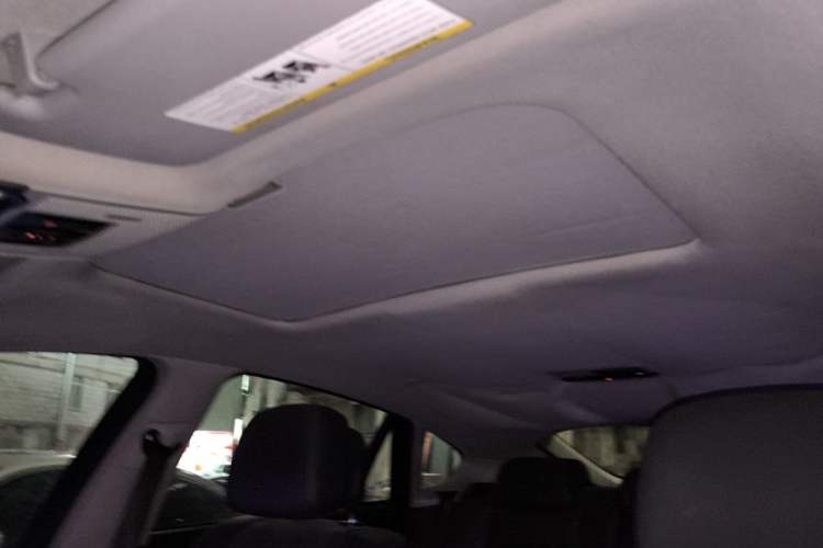 Used BMW X6 2014 xDrive35i Sport model Headliner