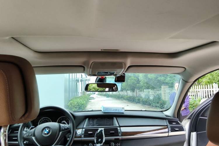 Used BMW X6 2014 xDrive35i Sport model Headliner