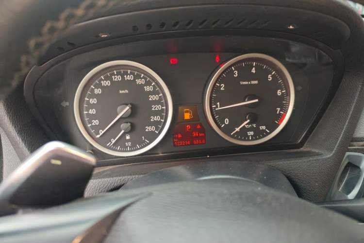 Used BMW X6 2014 xDrive35i Sport model Instrument Cluster