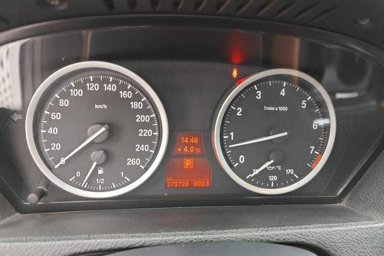 Used BMW X6 2014 xDrive35i Sport model Instrument Cluster