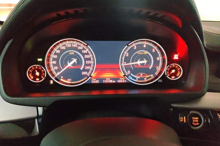 Used BMW X6  Instrument Cluster