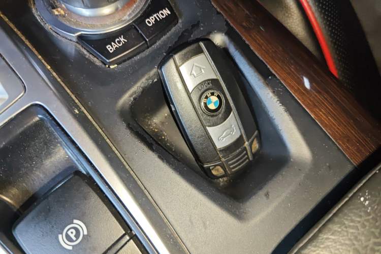 Used BMW X6 2014 xDrive35i Sport model Interior 1