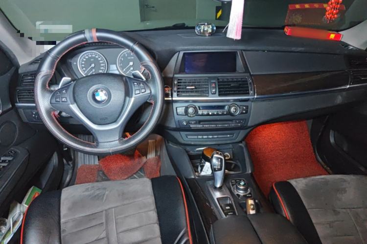 Used BMW X6 2014 xDrive35i Sport model Interior 2