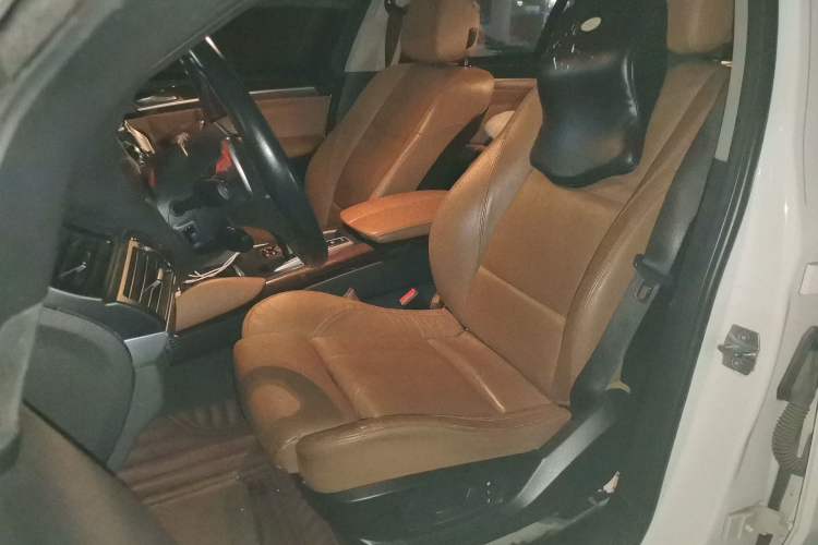 Used BMW X6 2014 xDrive35i Sport model Left Front Seat