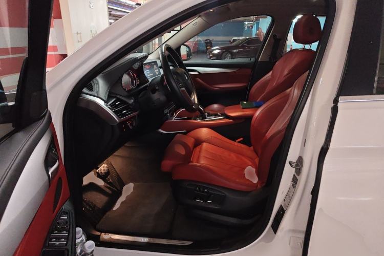 Used BMW X6  Left Front Seat