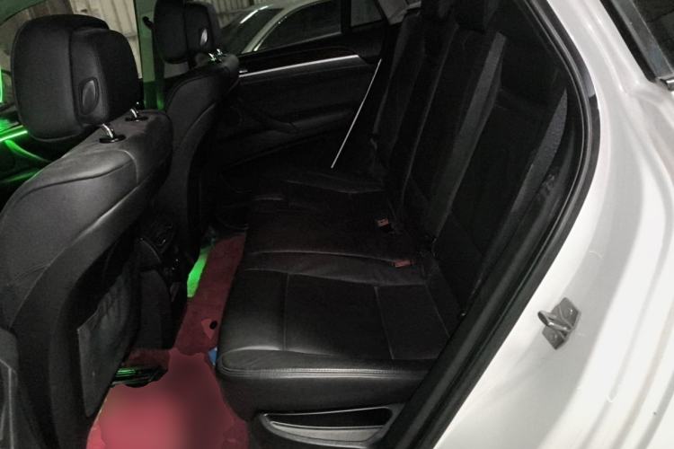 Used BMW X6 2014 xDrive35i Sport model Left Rear Seat