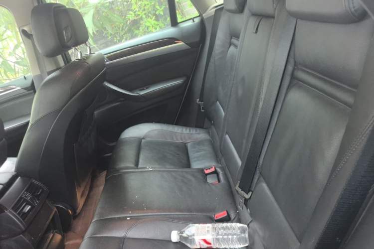 Used BMW X6 2014 xDrive35i Sport model Left Rear Seat