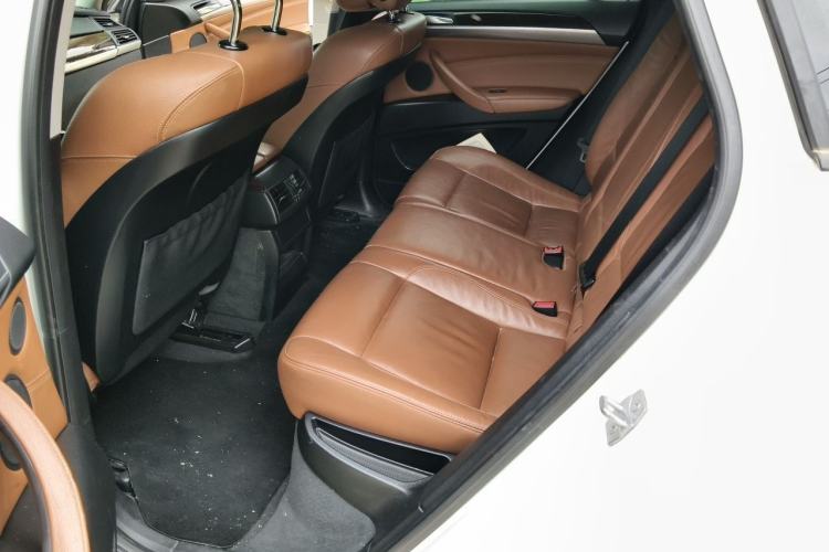 Used BMW X6 2014 xDrive35i Sport model Left Rear Seat