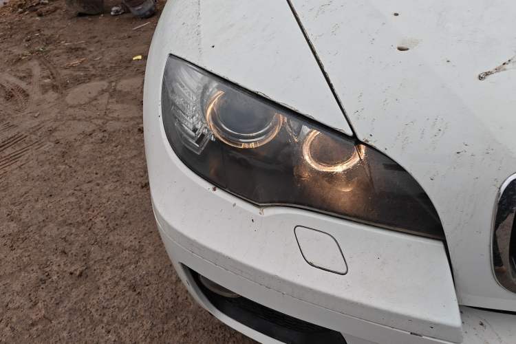 Used BMW X6 2014 xDrive35i Sport model Right Front Headlight