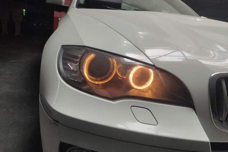 Used BMW X6 2014 xDrive35i Sport model Right Front Headlight