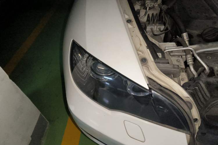 Used BMW X6 2014 xDrive35i Sport model Right Front Headlight