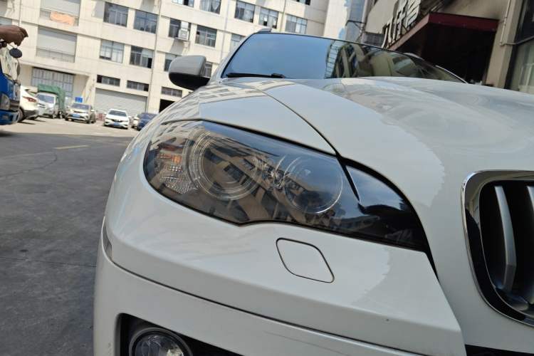 Used BMW X6 2014 xDrive35i Sport model Right Front Headlight