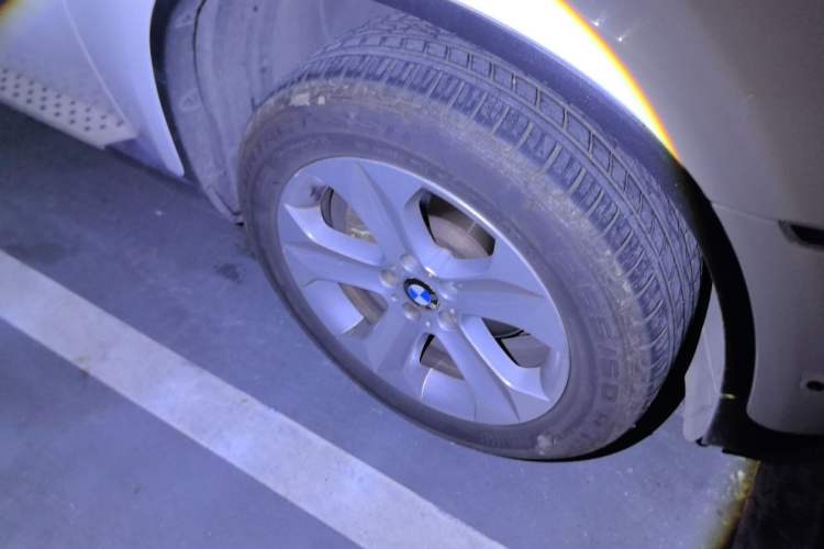 Used BMW X6 2014 xDrive35i five-seater Right Front Wheel Hub