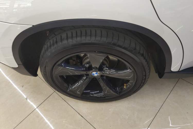Used BMW X6 2014 xDrive35i Sport model Right Rear Wheel Hub