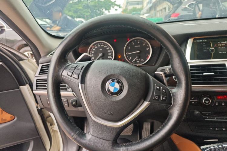 Used BMW X6 2014 xDrive35i Sport model Steering Wheel