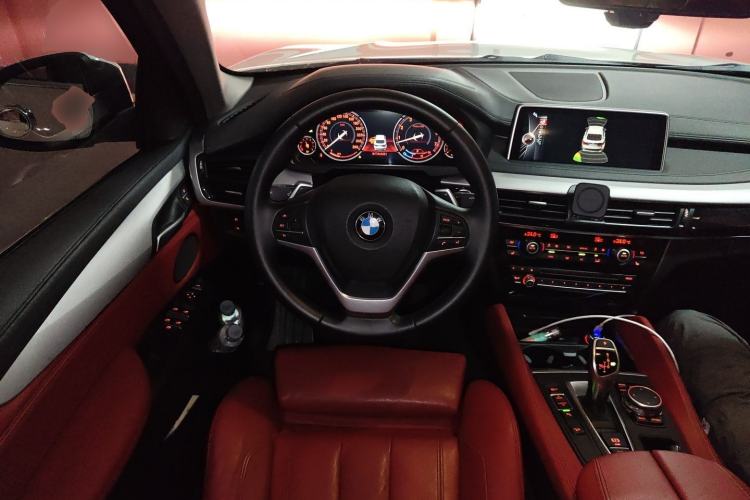 Used BMW X6  Steering Wheel