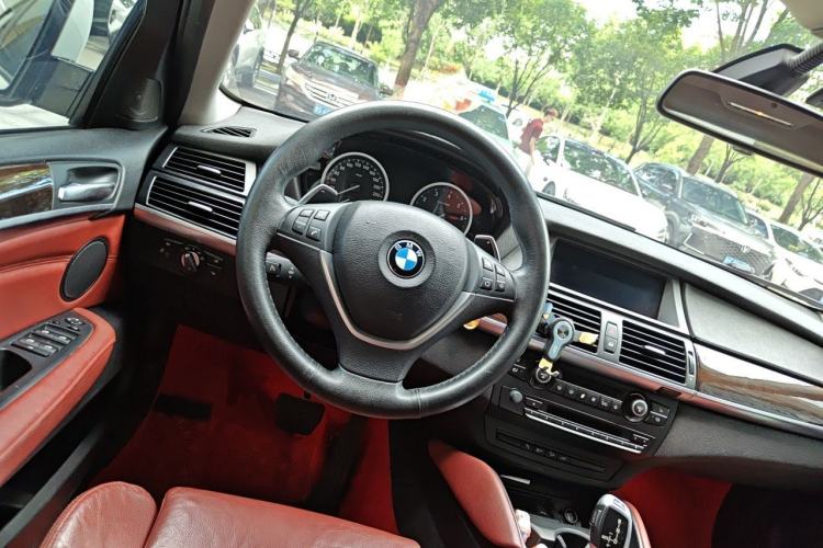 Used BMW X6 2014 xDrive35i Sport model Steering Wheel