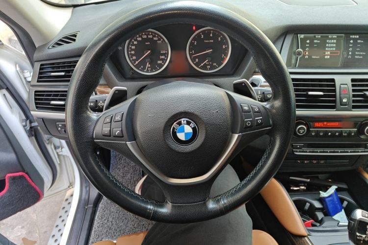 Used BMW X6 2014 xDrive35i Sport model Steering Wheel