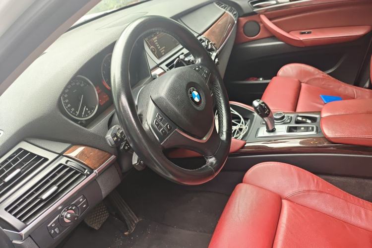 Used BMW X6 2014 xDrive35i Sport model Steering Wheel
