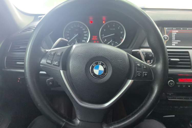 Used BMW X6 2014 xDrive35i Sport model Steering Wheel