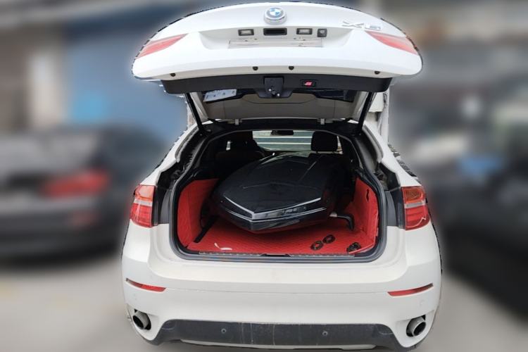 Used BMW X6  Trunk
