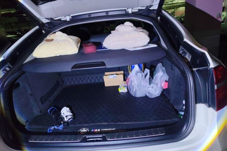 Used BMW X6  Trunk