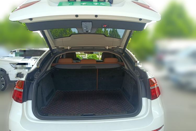 Used BMW X6  Trunk