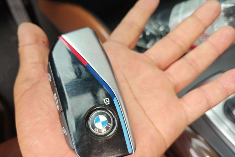 Used BMW X6 2014 xDrive35i Sport model Vehicle Key
