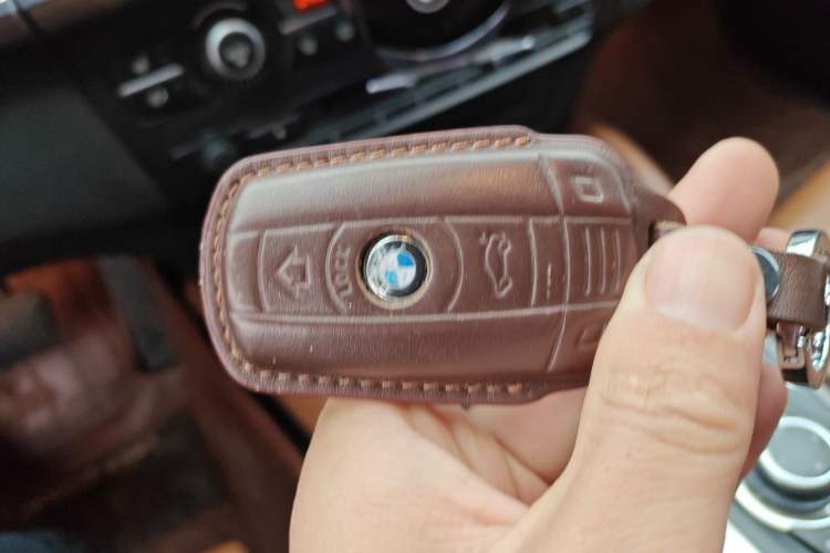 Used BMW X6 2014 xDrive35i Sport model Vehicle Key