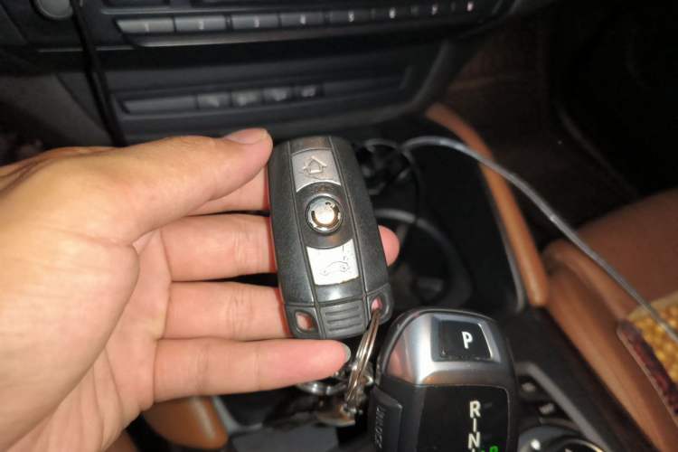 Used BMW X6 2014 xDrive35i Sport model Vehicle Key