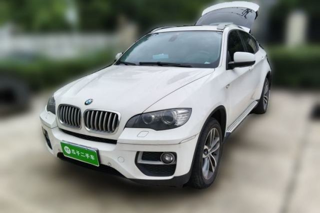BMW X6 2014 xDrive35i Sport model مستعملة