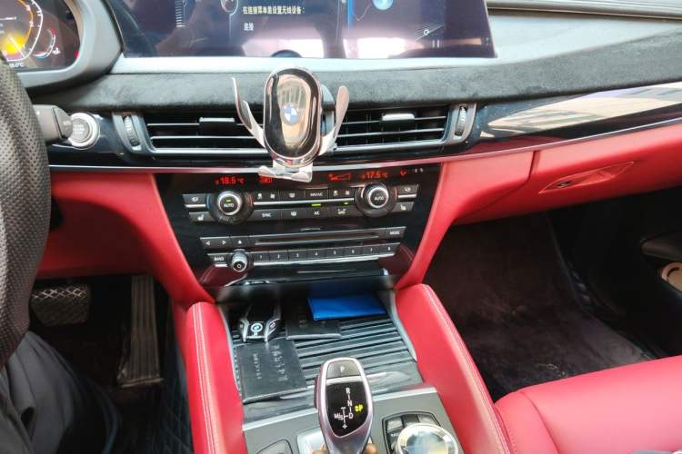 Used BMW X6 2015 xDrive35i Leading Model Audio And AC Panel