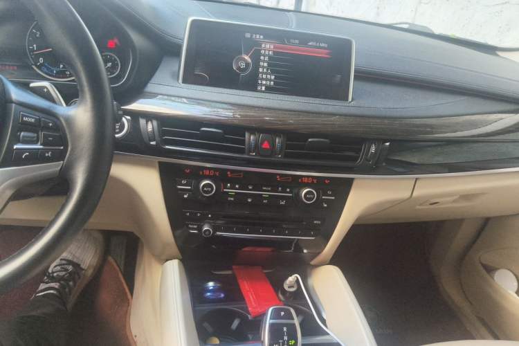 Used BMW X6 2015 xDrive35i Leading Model Audio And AC Panel