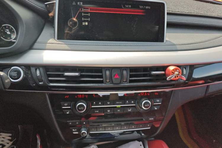 Used BMW X6 2015 xDrive35i Leading Model Audio And AC Panel